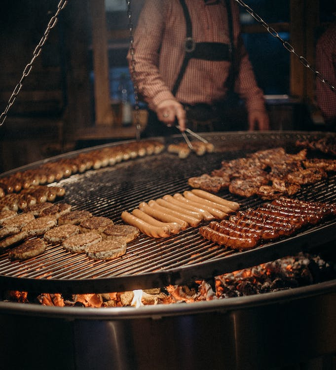 Para um churrasco perfeito é preciso saber escolher a churrasqueira certa